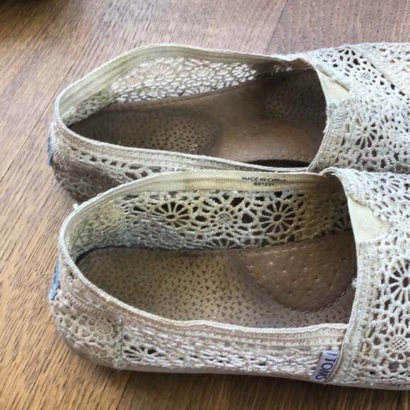 TOMS! Lacy - Picture 3 of 3